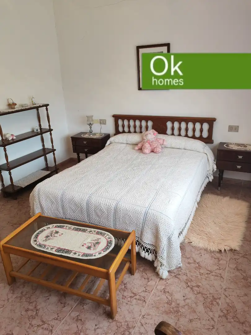 Bedroom of Houses for sale in Coirós  with Heating, Private garden and Terrace