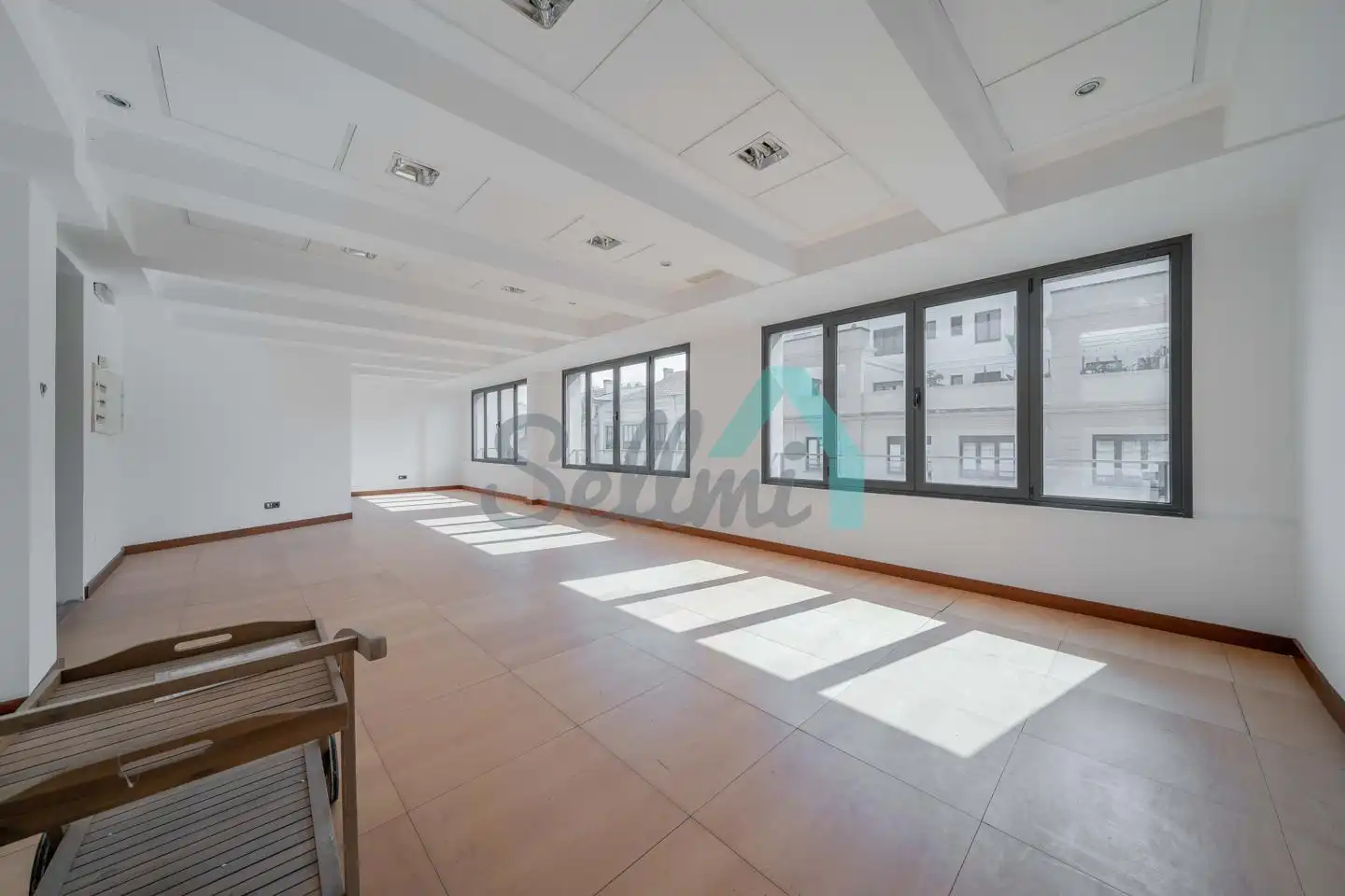 Bureau avec ascenseur à vendre à Pelayo
