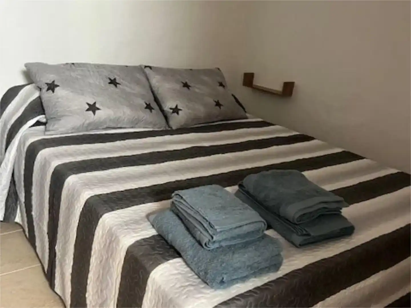 Bedroom of Flat for rent in Benissa  with Air Conditioner, Private garden and Swimming Pool