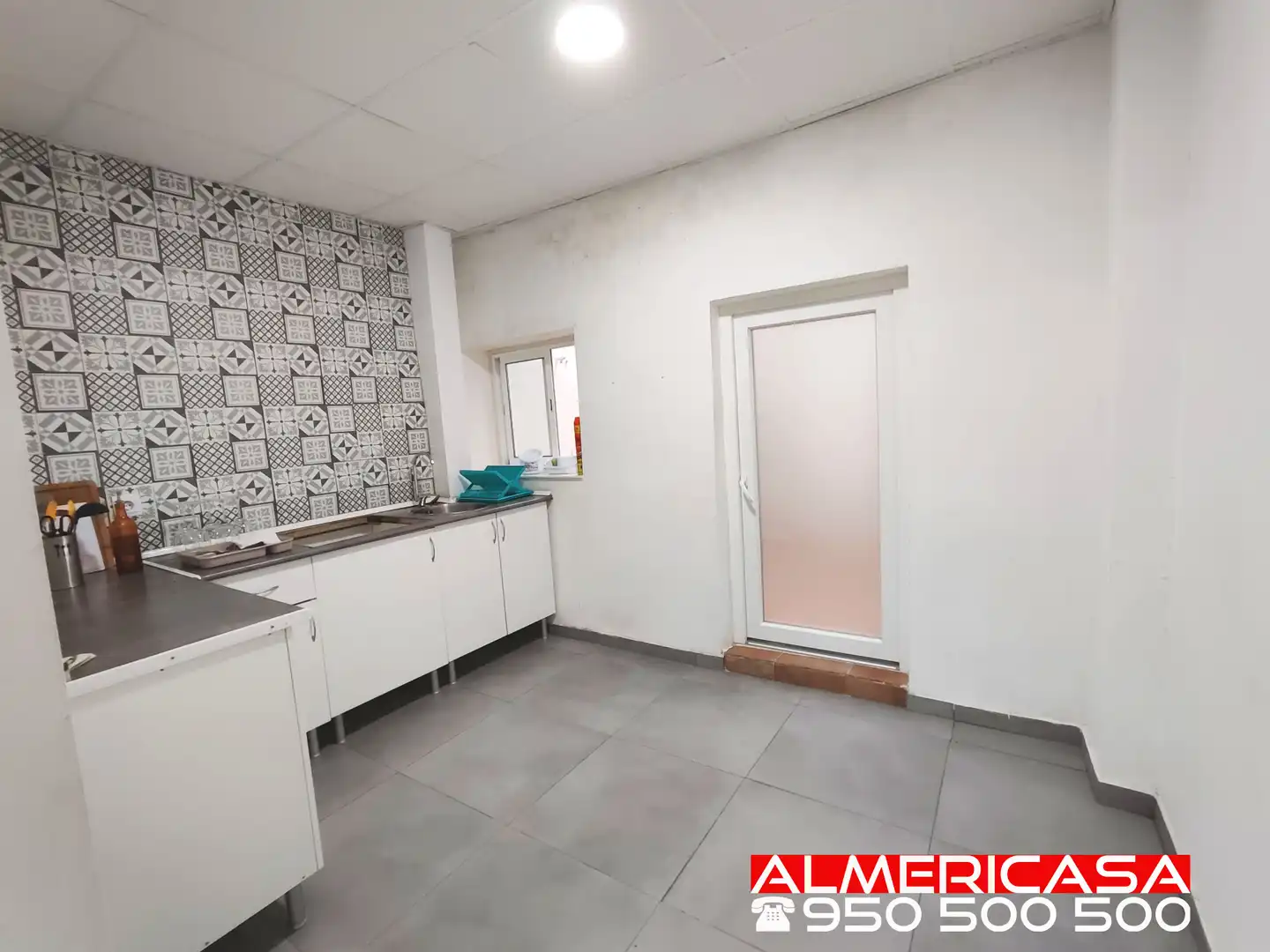 Cocina de Casa adosada en venta en Almería con Jardín privado
