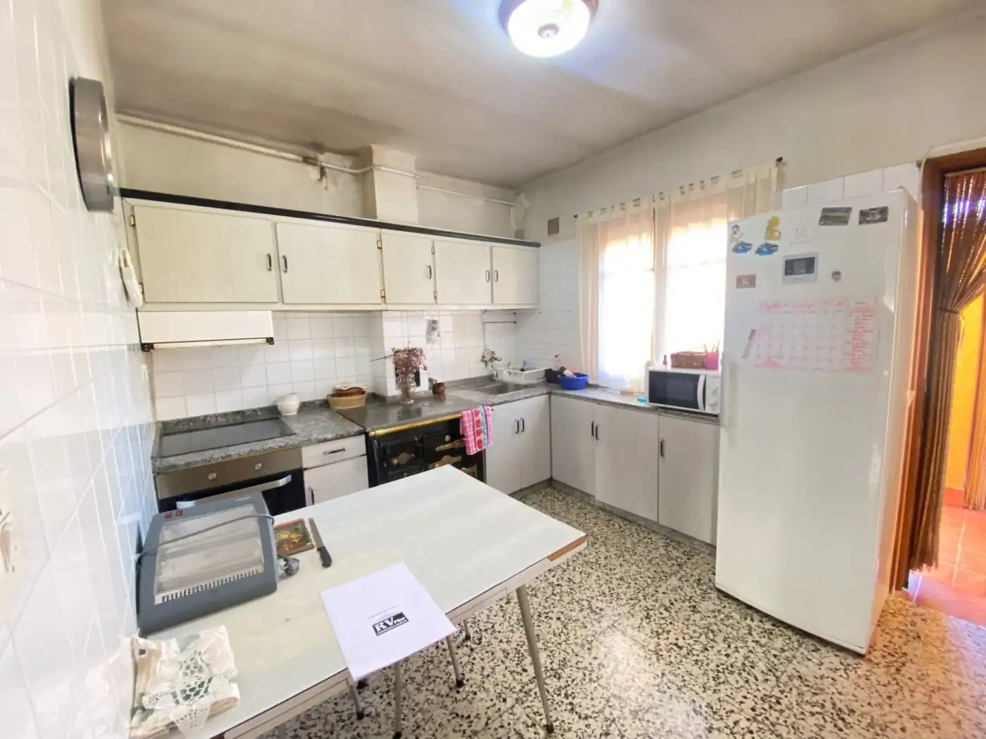 Cuina de Casa o xalet en venda en Ponferrada amb Calefacció, Terrassa i Traster