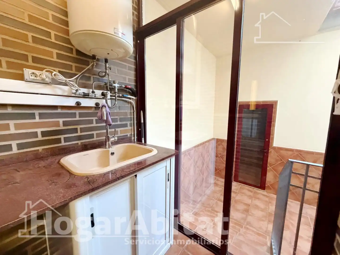 Dormitori de Casa adosada en venda en Sagunto / Sagunt amb Aire condicionat, Jardí privat i Terrassa