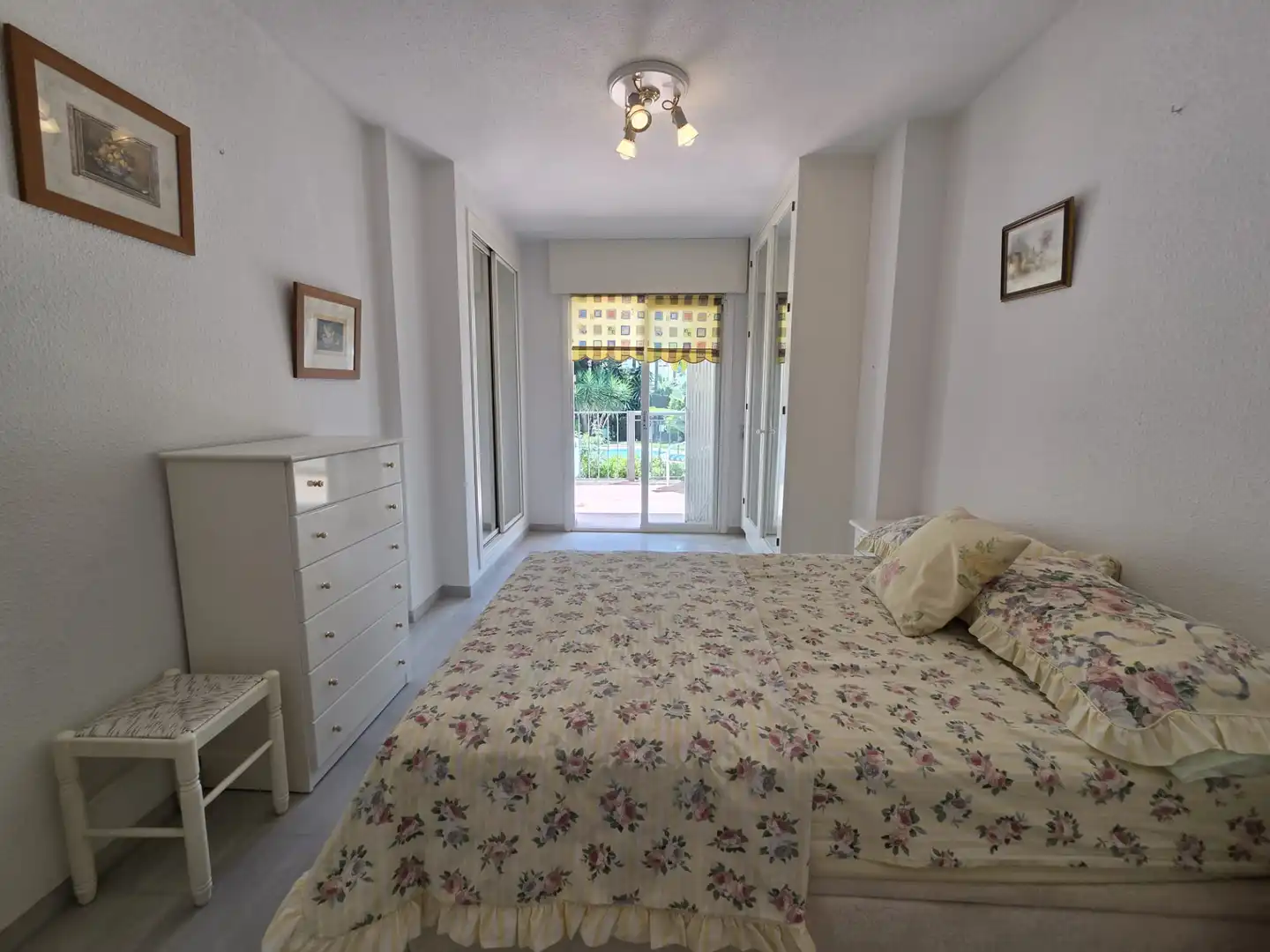 Habitación de Piso en venta en Torremolinos con Terraza, Trastero y Amueblado