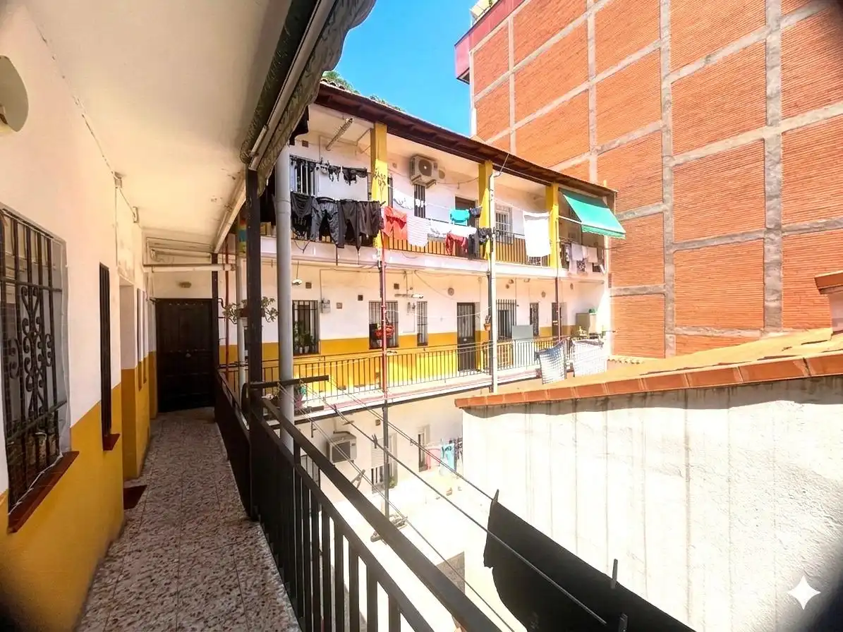 Vista exterior de Pis en venda en Madrid