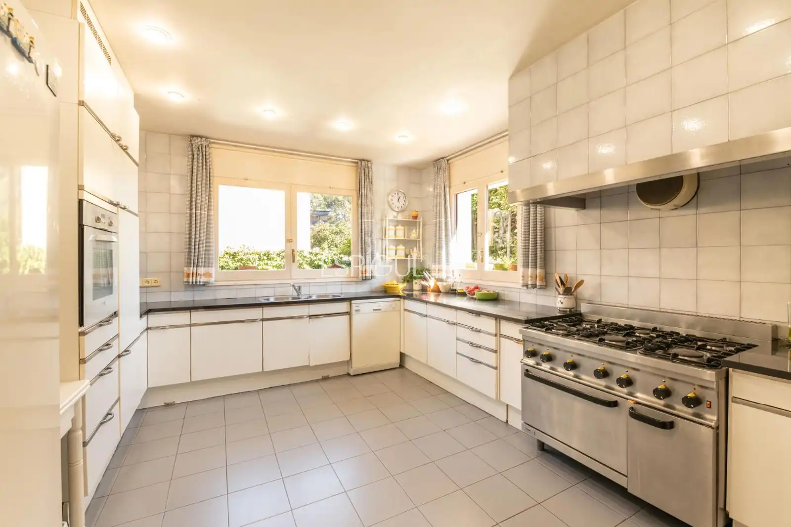 Kitchen of Houses for sale in Sant Cugat del Vallès  with Air Conditioner, Heating and Parquet flooring