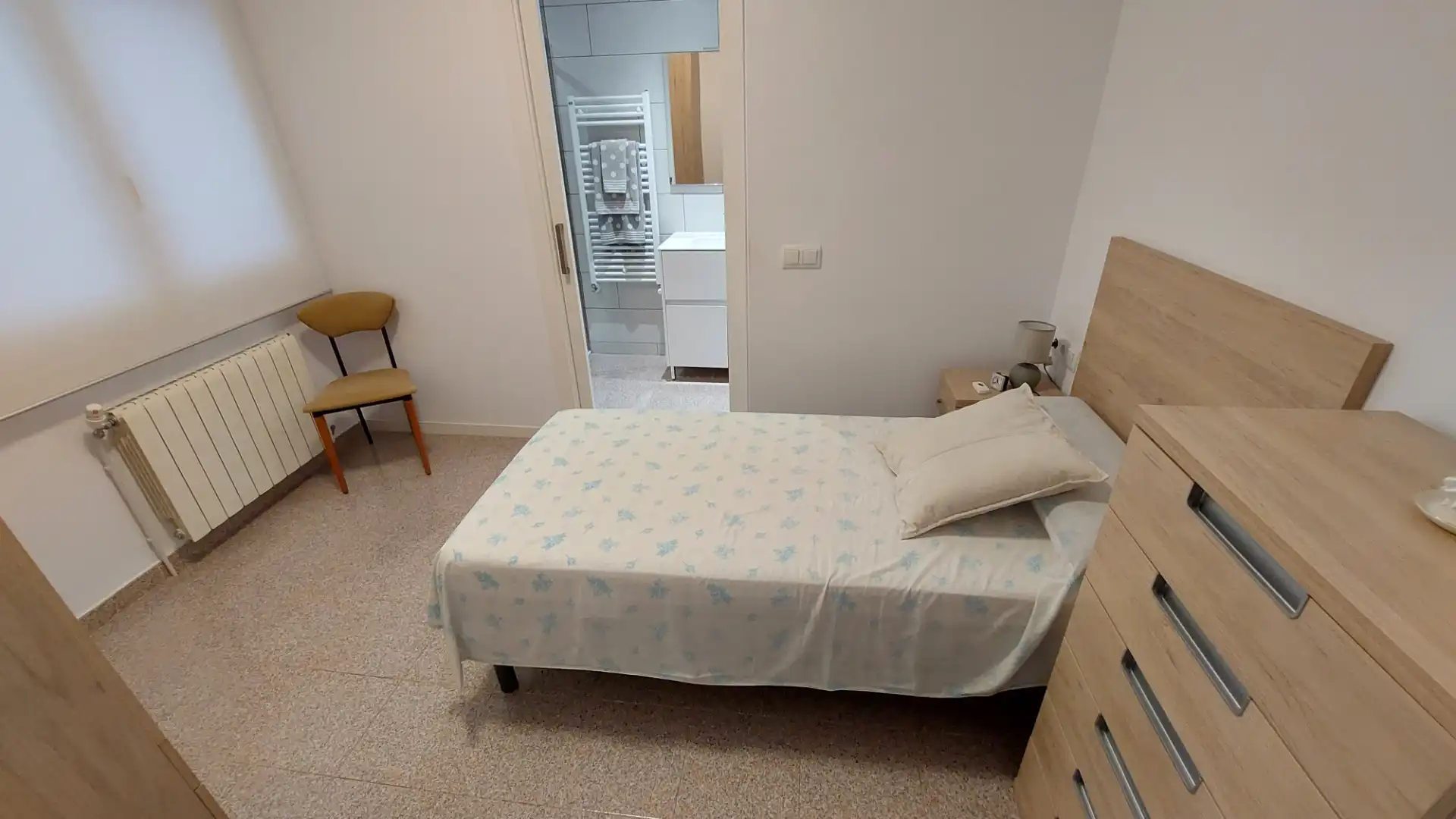 Habitación de Casa adosada en venta en Olèrdola con Aire acondicionado, Calefacción y Amueblado