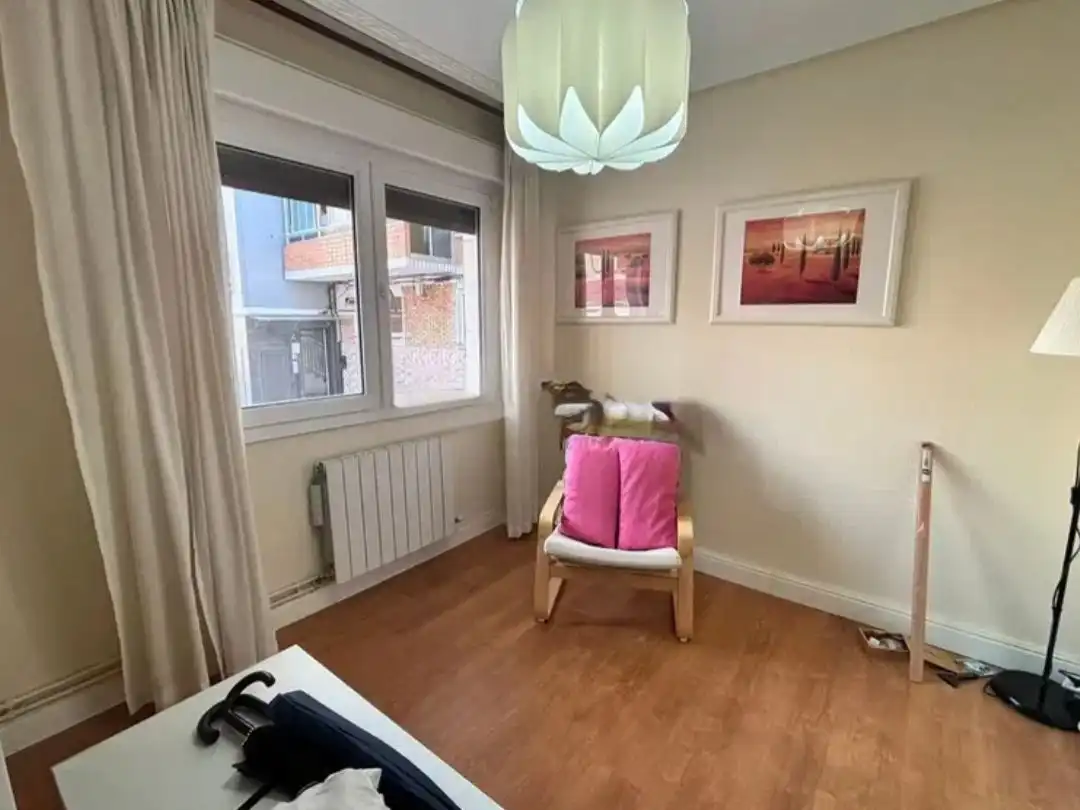 Bedroom of Flat for sale in Derio, Bizkaia
