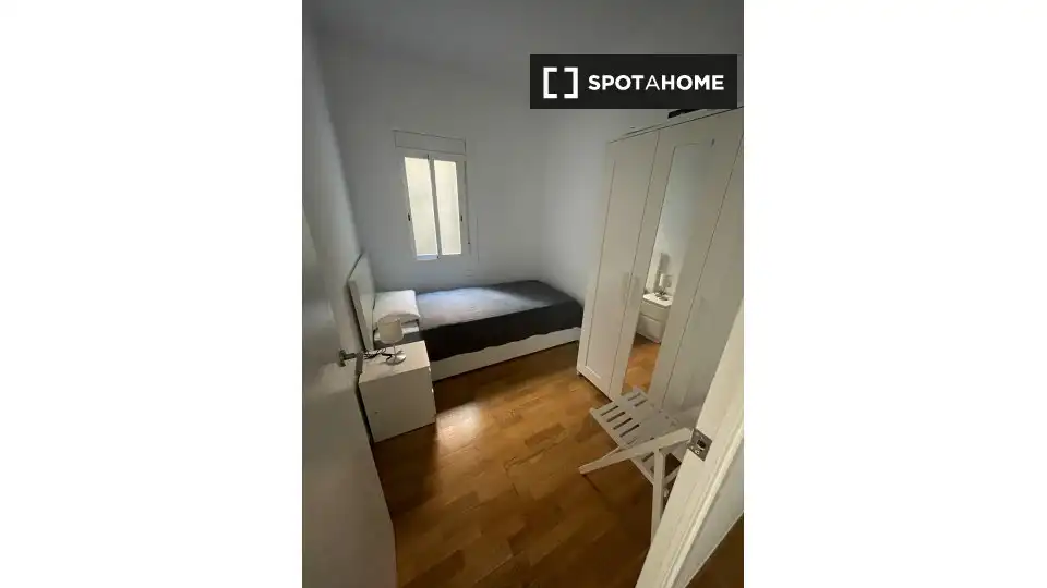 Piso con terraza en alquiler en Eixample, imagen 8