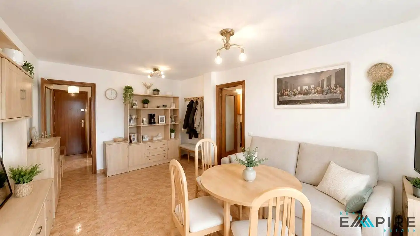 Sala d'estar de Pis en venda en Móstoles amb Calefacció, Terrassa i Internet