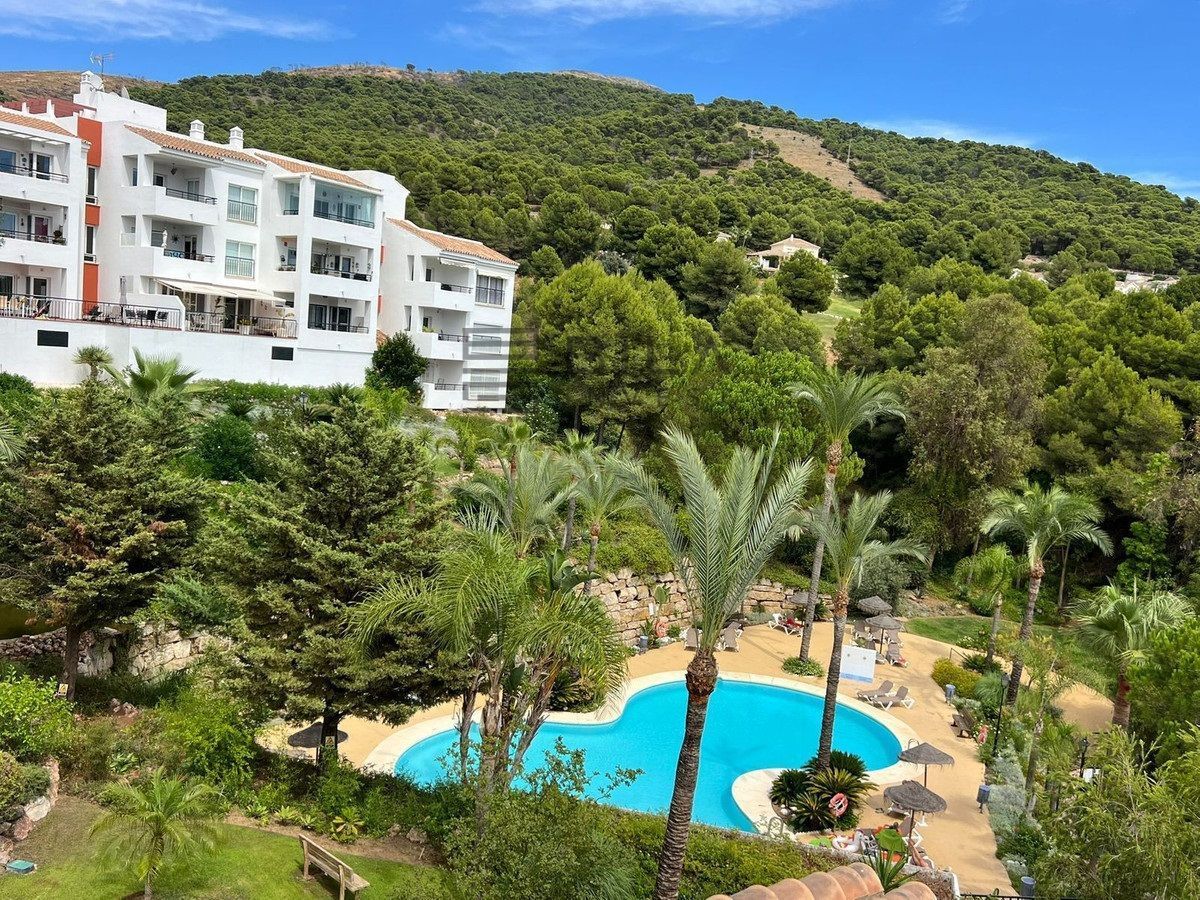 Exterior view of Attic for sale in Alhaurín El Grande  with Air Conditioner, Terrace and Storage room