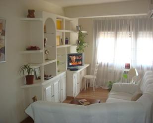 Living room of Flat for sale in Alcañiz  with Air Conditioner, Terrace and Balcony