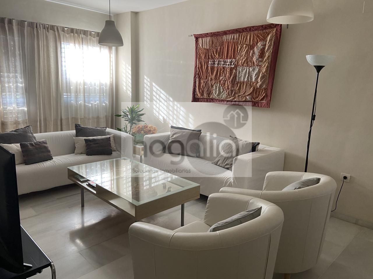 Living room of Flat to rent in  Sevilla Capital  with Air Conditioner, Terrace and Storage room