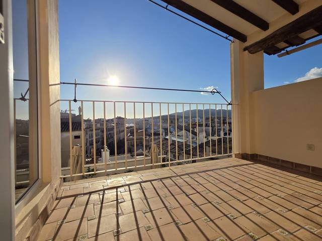 Ático en Alquiler en Cort