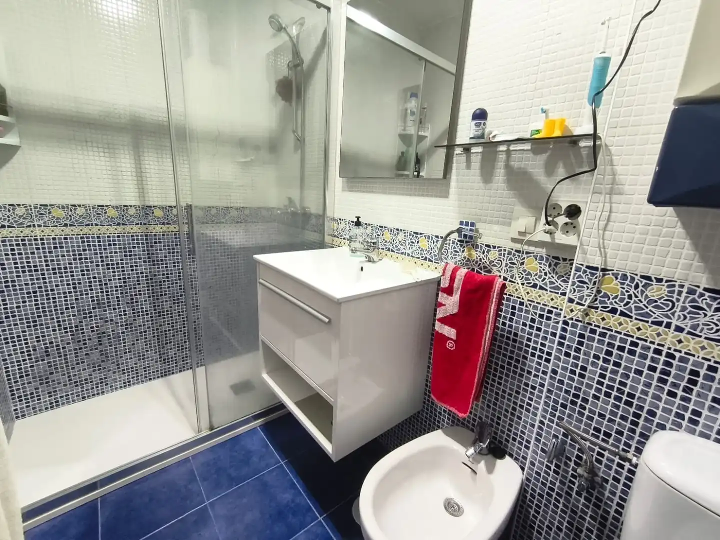 Badezimmer von Einfamilien-Reihenhaus zum Verkauf in Valdés - Luarca