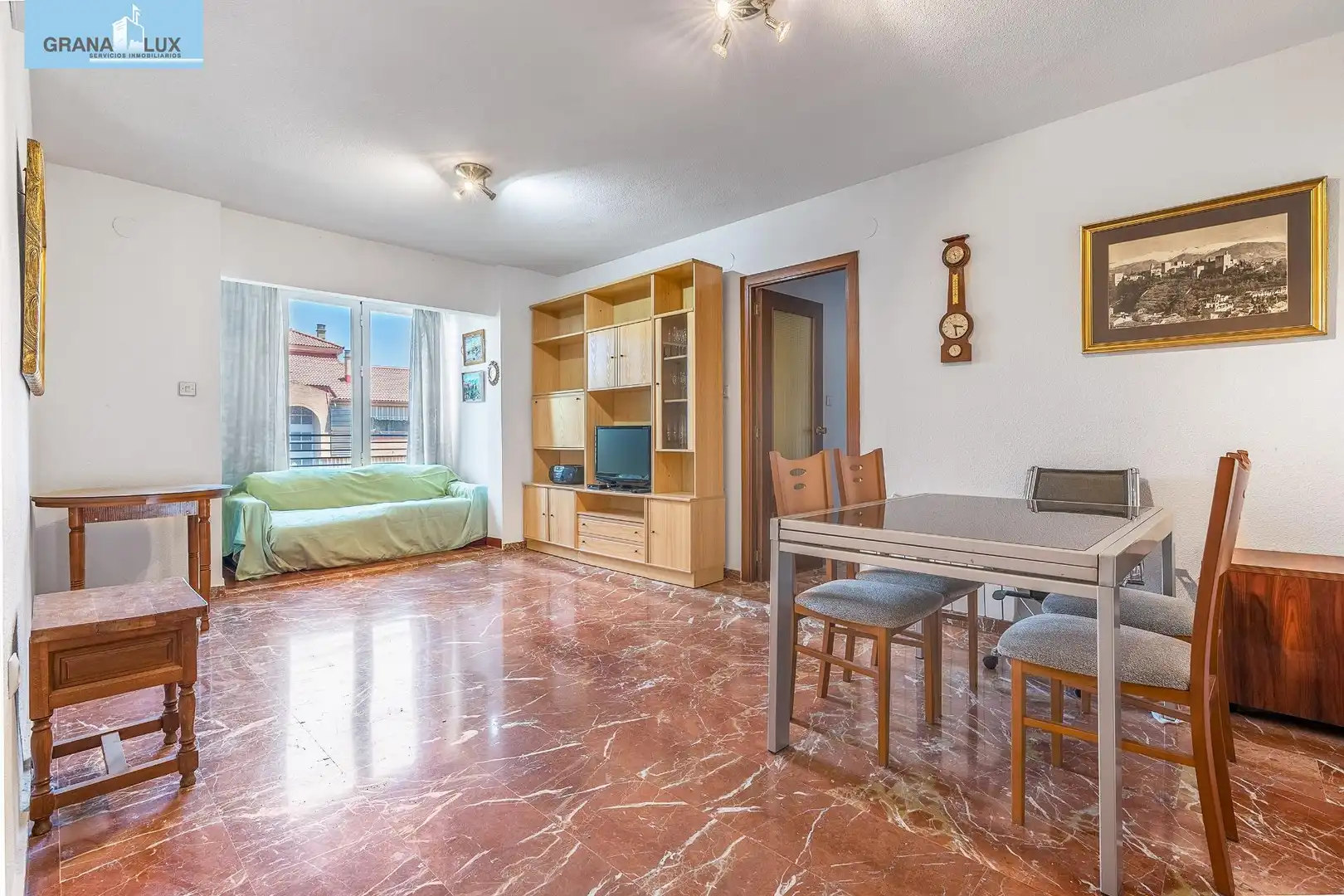 Flat with lift for sale in Avenida de Pulianas