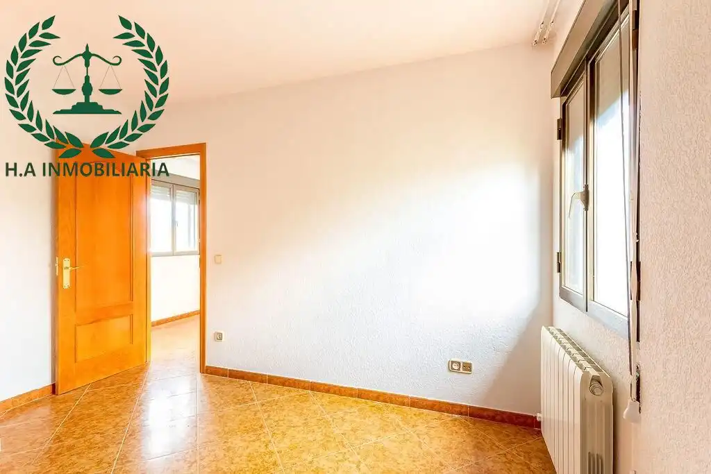 Bedroom of Houses for sale in Pedrezuela  with Air Conditioner, Heating and Terrace
