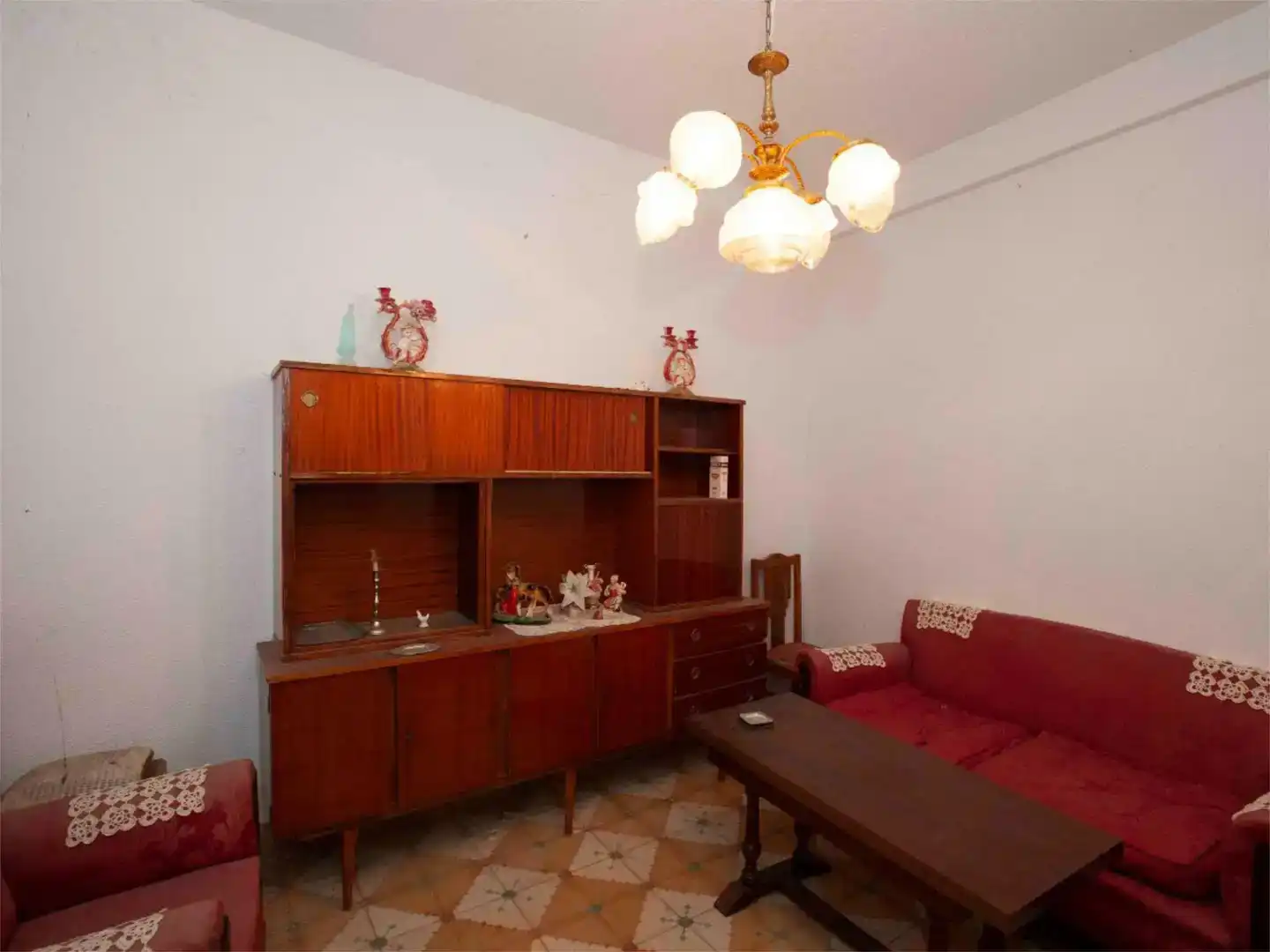 Sala d'estar de Casa adosada en venda en Membibre de la Hoz amb Moblat
