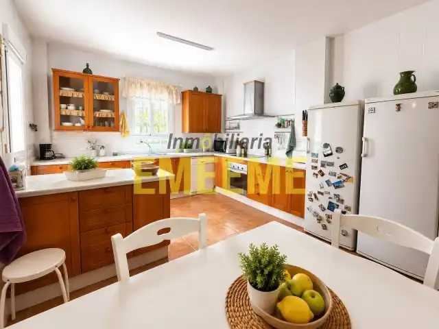 Houses for sale in La Planilla