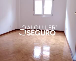 Bedroom of Flat to rent in  Madrid Capital  with Heating and Terrace