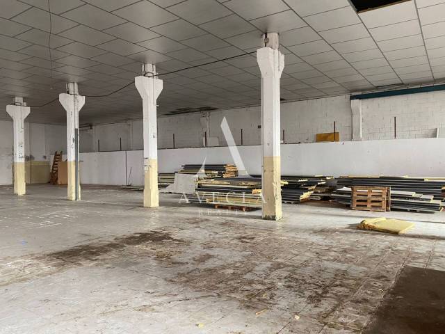 Nave industrial en Alquiler en Calle verge de montserrat, 25 en Catalunya - Fontetes