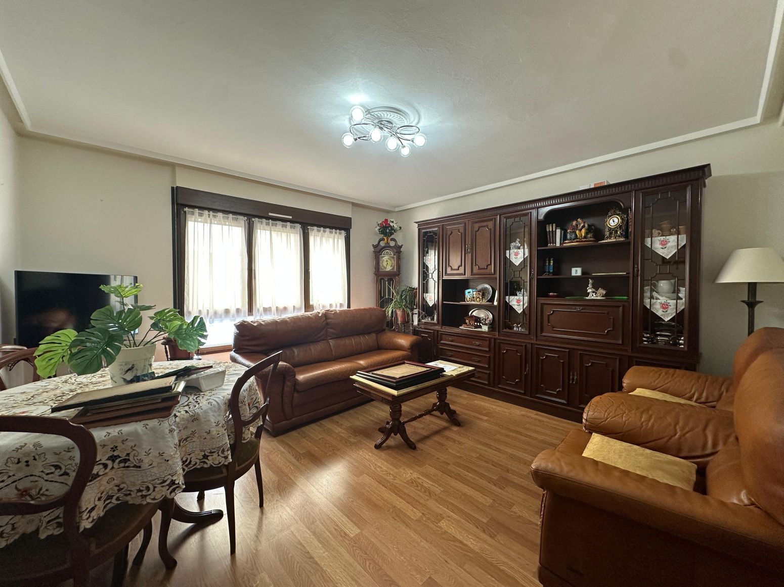 Living room of Flat for sale in Siero  with Heating, Parquet flooring and Storage room