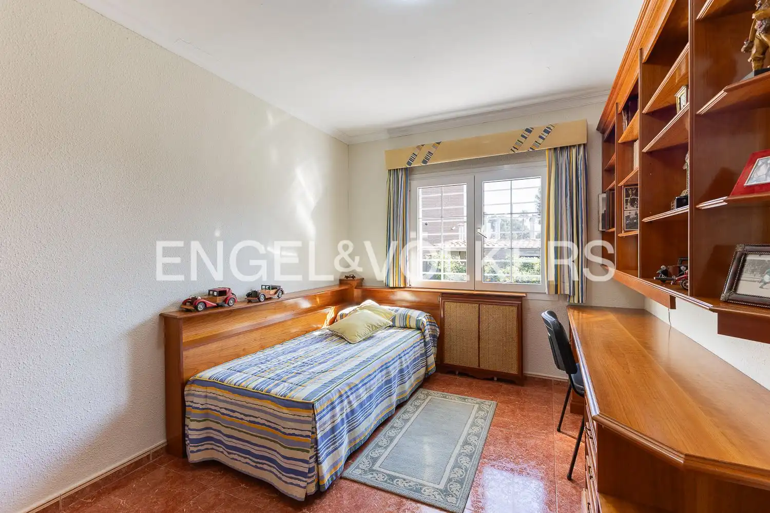 Bedroom of Houses for sale in Paterna  with Air Conditioner, Heating and Private garden