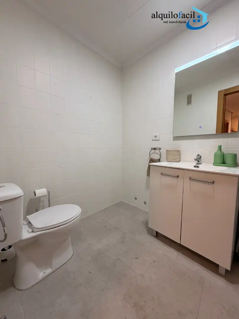 Badezimmer von Wohnung zur Miete in Murcia mit Klimaanlage, Heizung und Möbliert