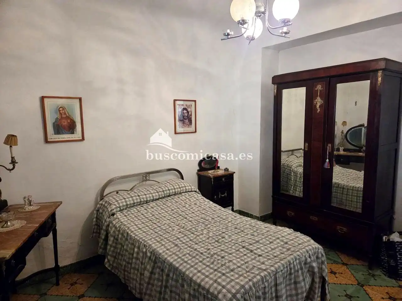 Bedroom of Detached homes for sale in Campillo de Arenas  with Furnished