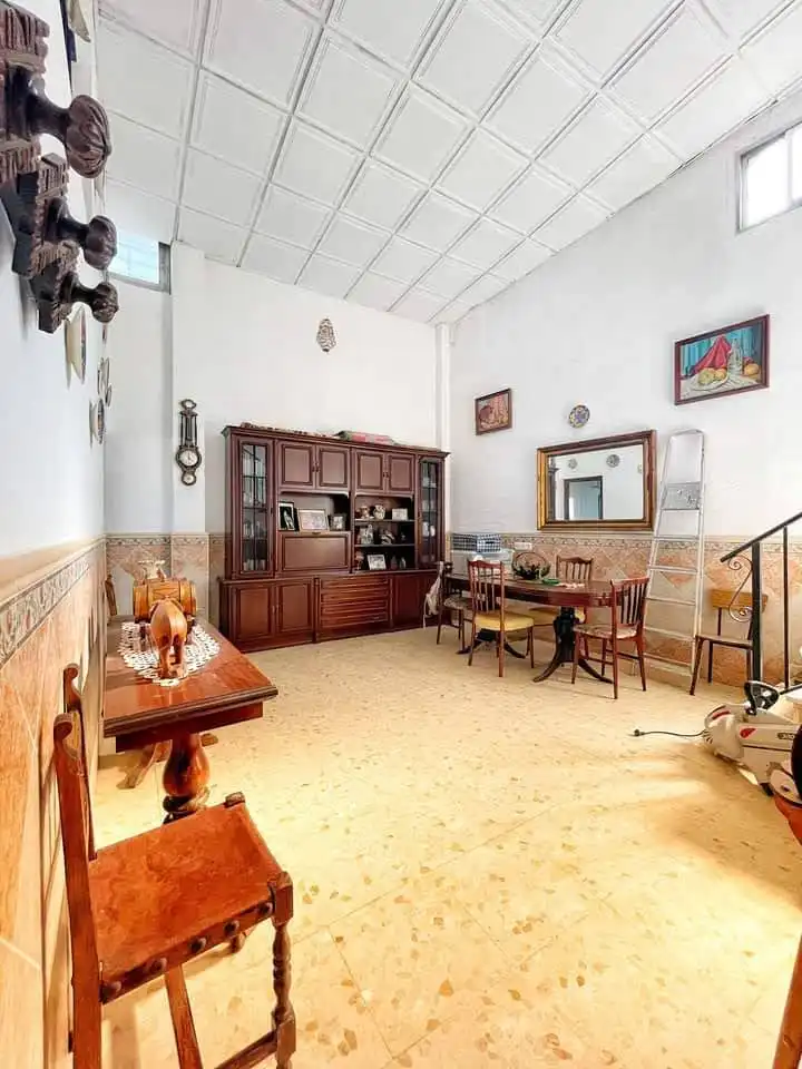 Comedor de Finca rústica en venta en Cabra con Jardín privado
