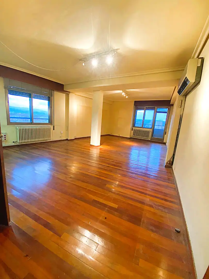 Sala d'estar de Àtic en venda en  Logroño amb Aire condicionat, Calefacció i Terrassa