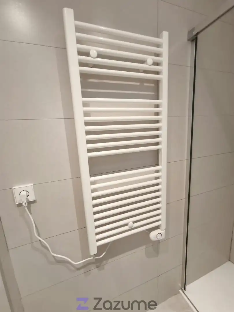 Bathroom of Flat for rent in Torrejón de Ardoz  with Air Conditioner, Heating and Furnished