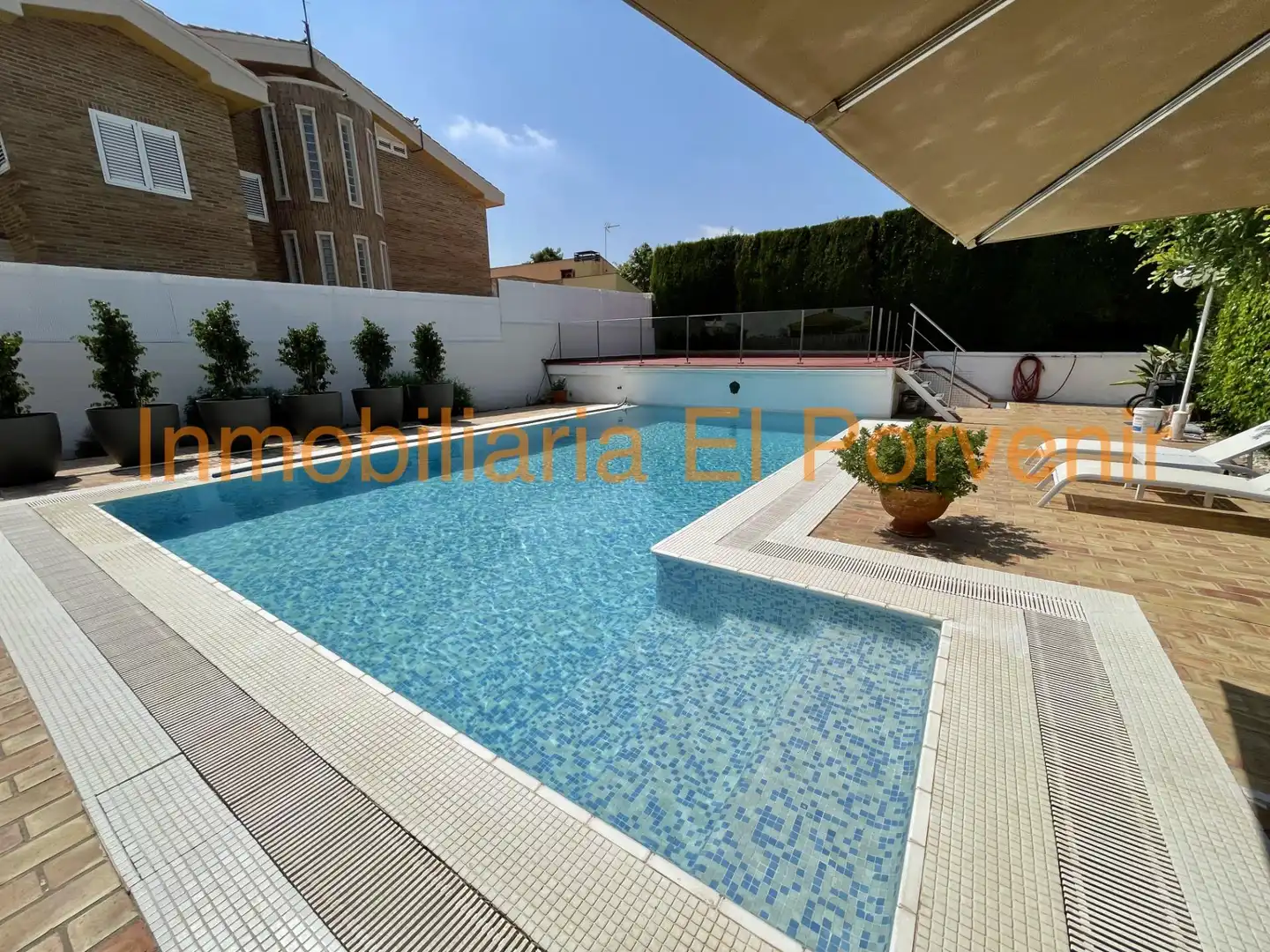 Piscina de Casa o chalet en venta en Torrent con Aire acondicionado, Calefacción y Jardín privado