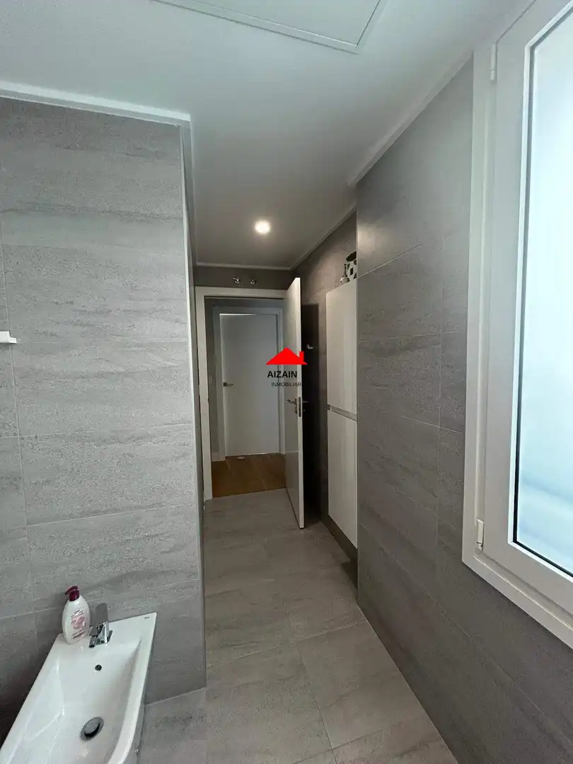 Piso en venta en Bilbao  con Calefacción y Trastero
