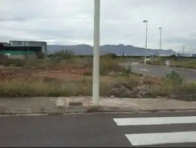 Terrain résidentiel à vendre à Calle Jacinto Benavente