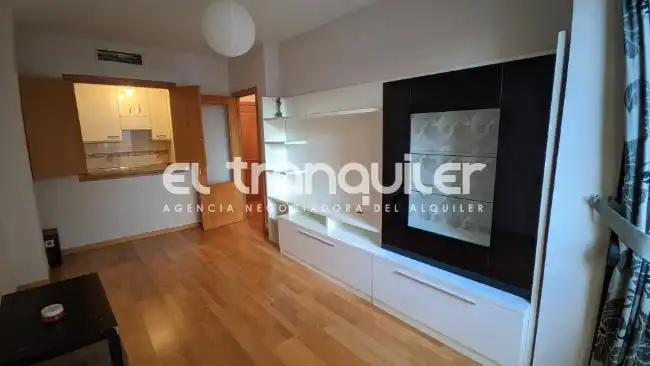 Living room of Flat for rent in Madrid  with Air Conditioner, Swimming Pool and Washing machine