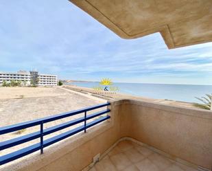 Vista exterior de Apartament de lloguer en Pilar de la Horadada amb Balcó