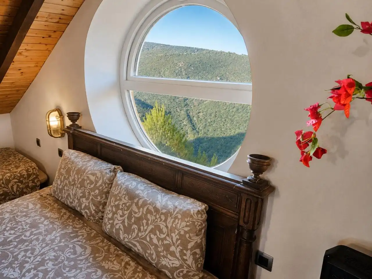 Bedroom of Houses for sale in Torremocha de Jarama  with Heating, Private garden and Terrace