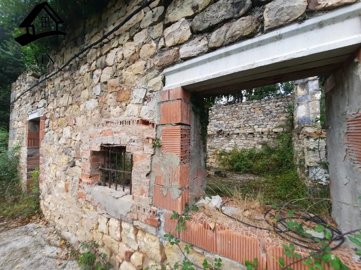 Vista exterior de Finca rústica en venta en Corvera de Toranzo