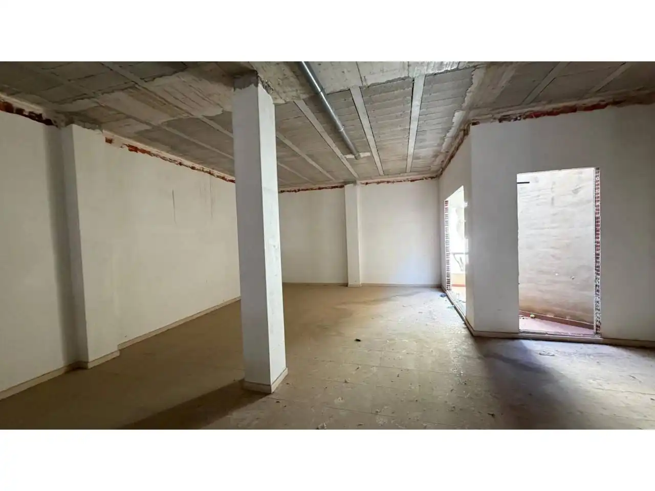 Business premises for sale in Caudete, imagen 13