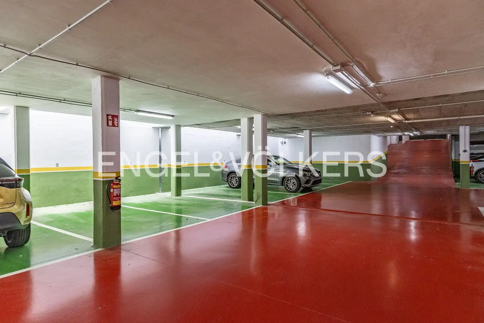 Parking of Attic for sale in Sabadell  with Air Conditioner, Heating and Parquet flooring