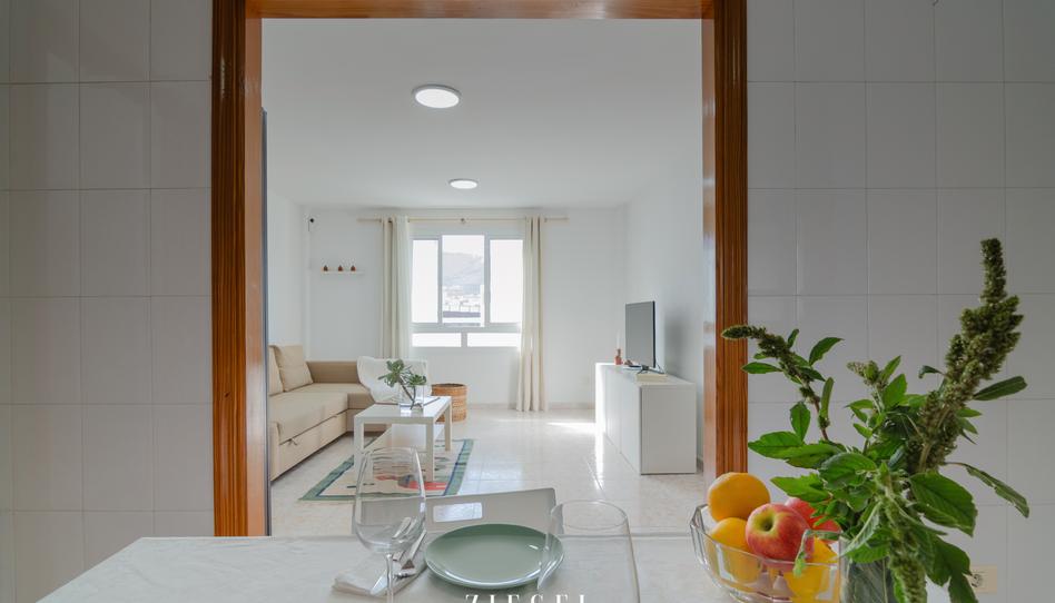 Photo 1 of Flat to rent in Paseo Marítimo Los Charcones, Bañaderos - El Puertillo - San Andrés, Las Palmas