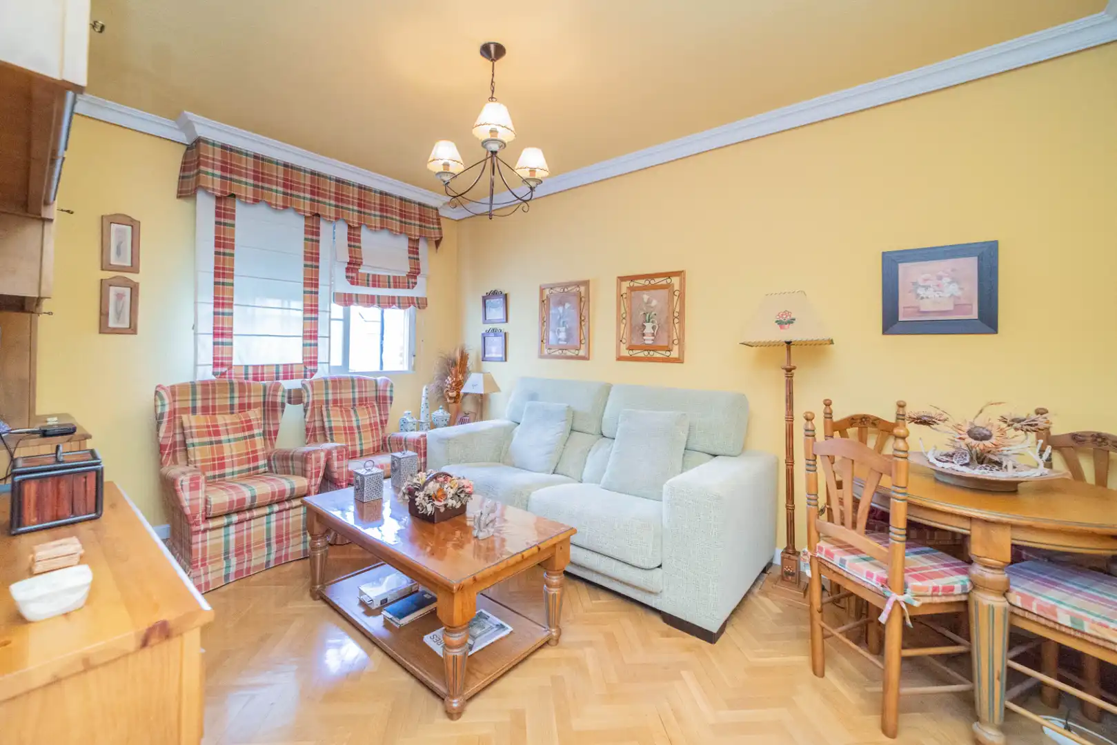Living room of Houses for sale in Griñón  with Air Conditioner, Heating and Private garden