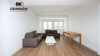 Living room of Flat for sale in  Granada Capital  with Air Conditioner