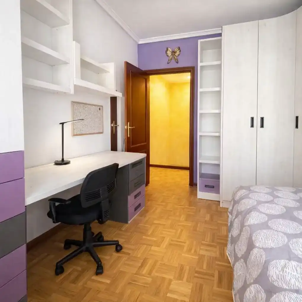 Habitación de Piso en venta en Vitoria - Gasteiz con Calefacción y Trastero
