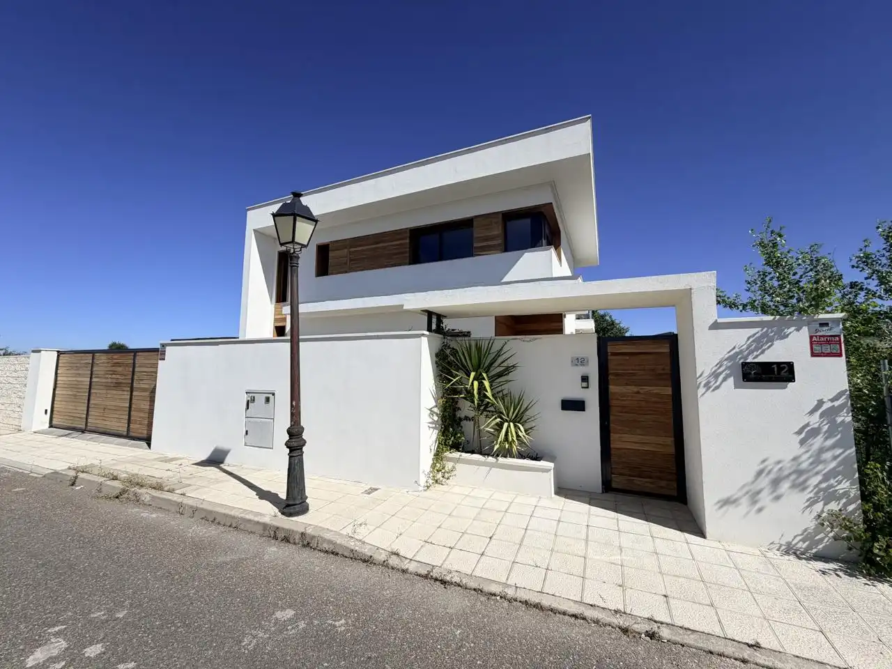 Casa amb piscina en venda a El Viso de San Juan, imagen 4
