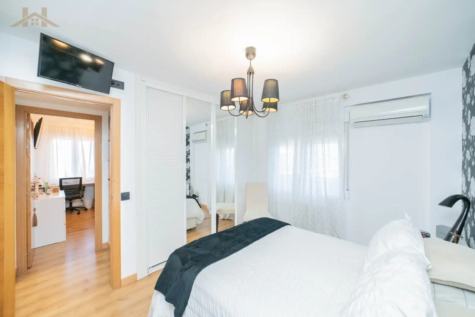 Habitación de Dúplex en venta en Móstoles con Aire acondicionado, Calefacción y Parquet