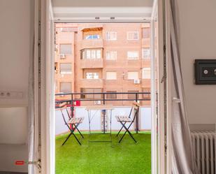 Balcony of Study to share in  Madrid Capital  with Air Conditioner and Terrace