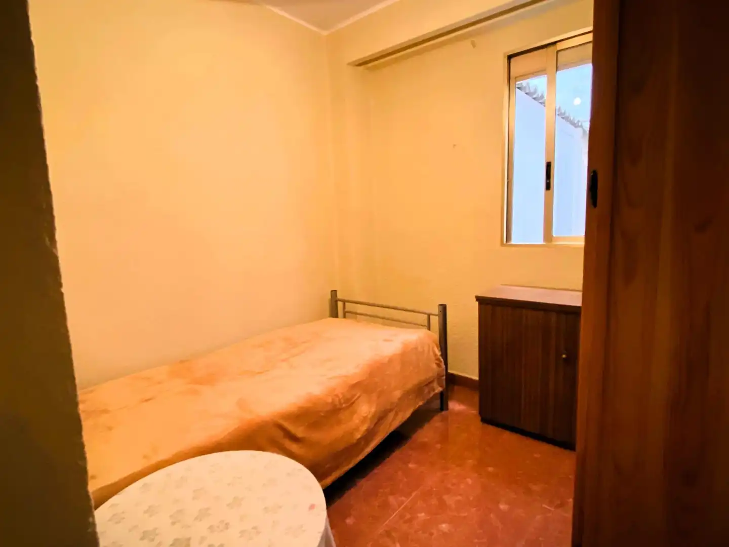 Habitación de Piso en venta en Valencia con Trastero y Balcón