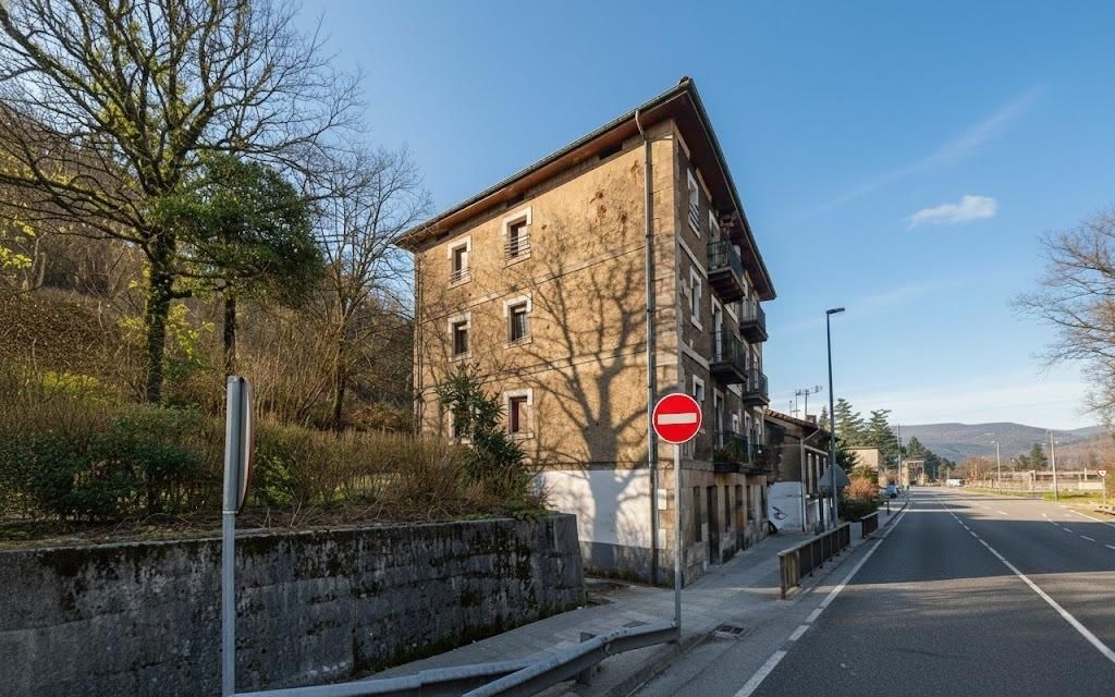 Vista exterior de Piso en venta en Usansolo con Balcón