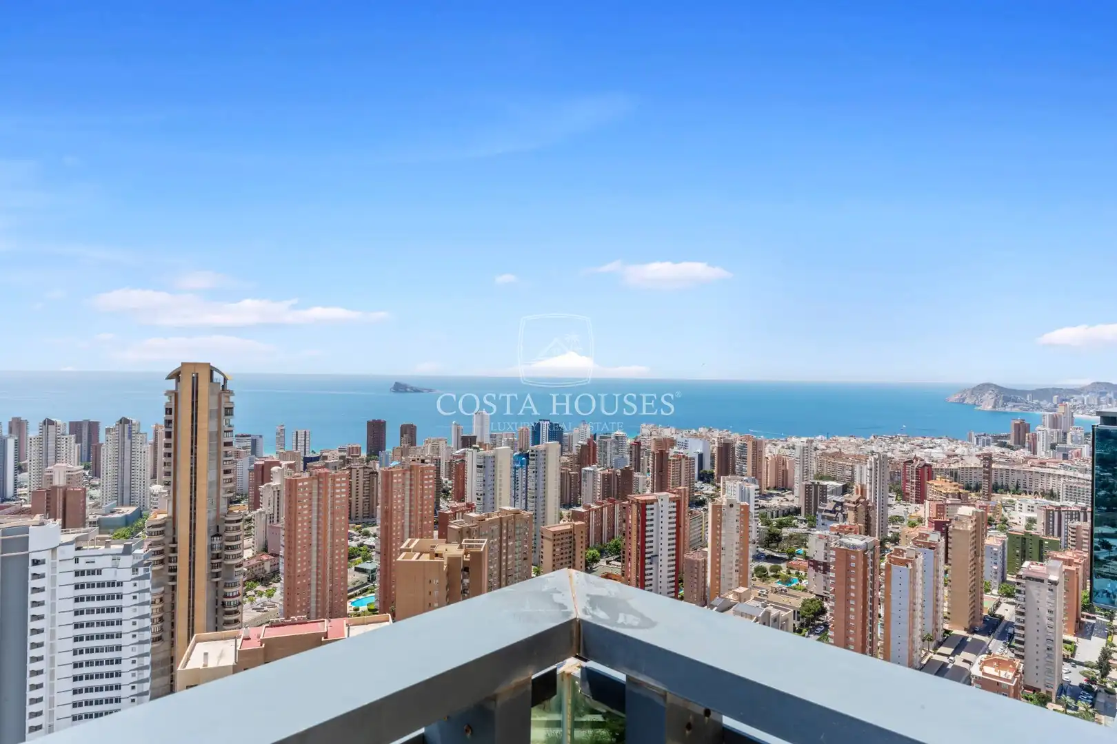 Exterior view of Attic for sale in Benidorm  with Air Conditioner, Private garden and Terrace